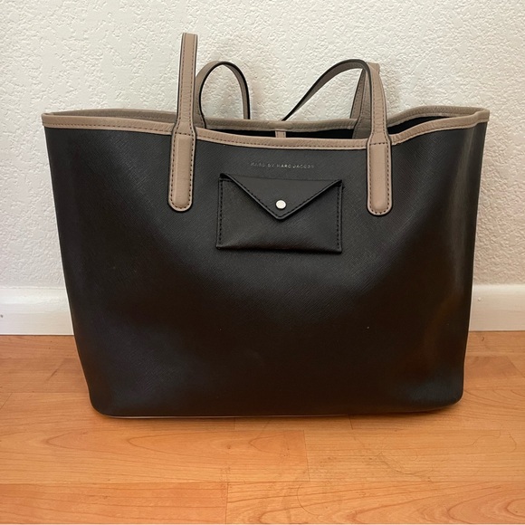 Marc by Marc Jacobs Leather tote - Picture 3 of 16